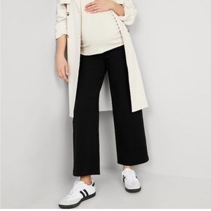 Old Navy maternity full panel black pixie straight leg pants size small